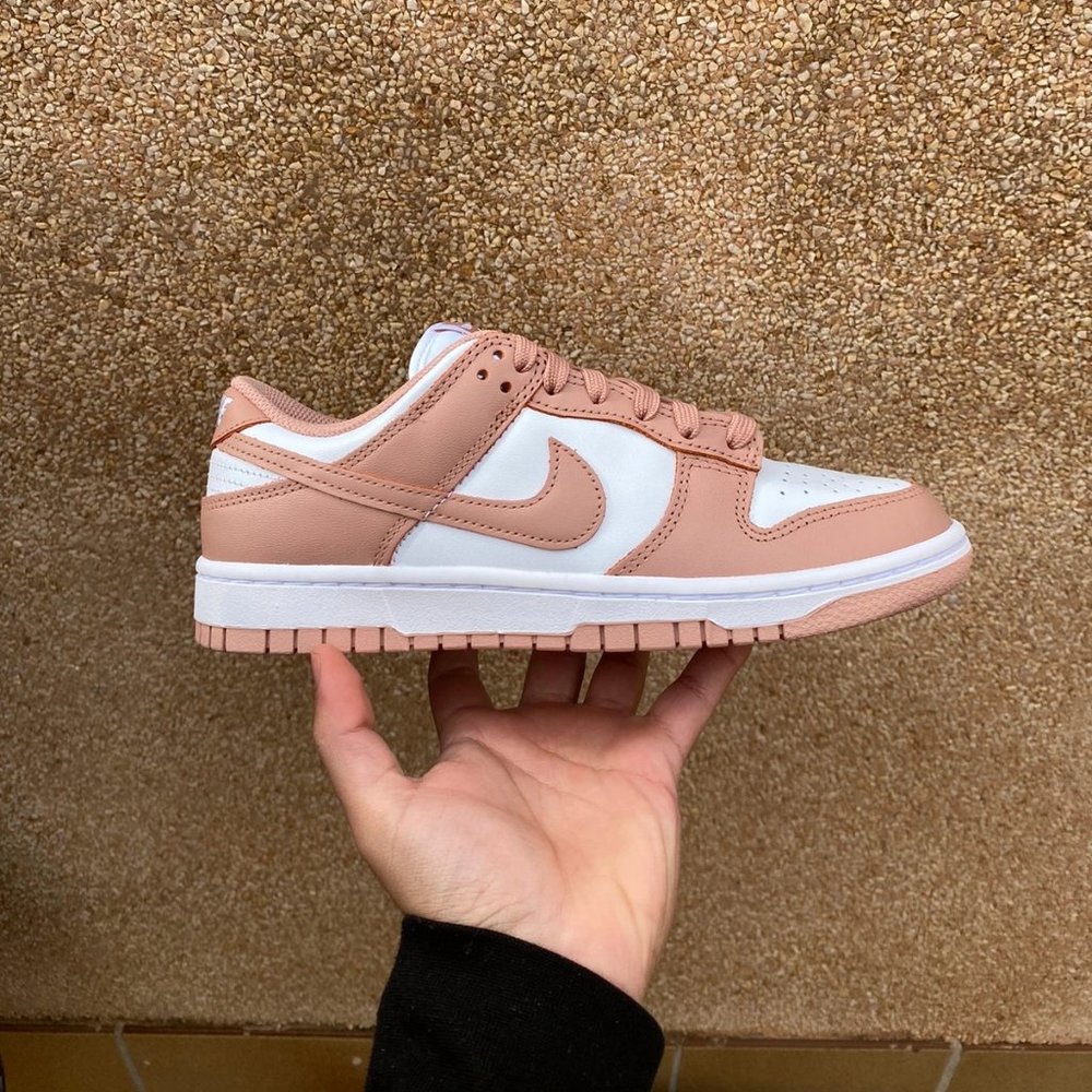Nike Dunk Low Rose Whisper
